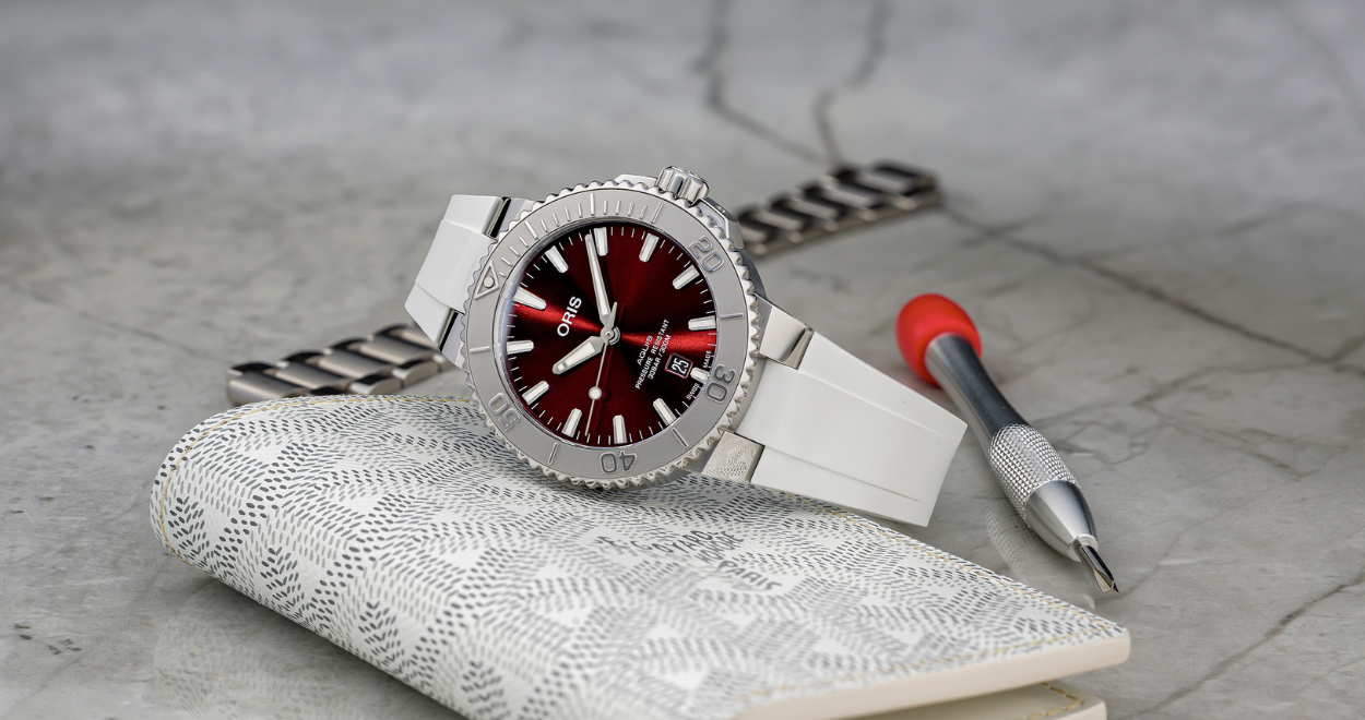 FKM Rubber Strap for Oris Aquis Date Calibre 400 On Strap - Polar White