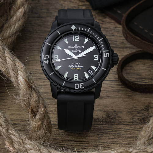 22mm Lug Width FKM Rubber Strap - Space Black